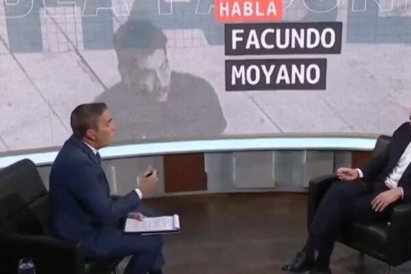 Moyano se defiende tras ser interrogado sobre su vida social y financiera