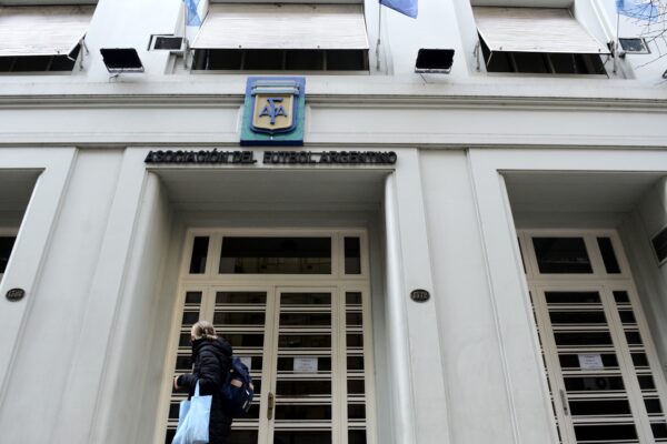 Juez califica cambio de domicilio de AFA como mera formalidad