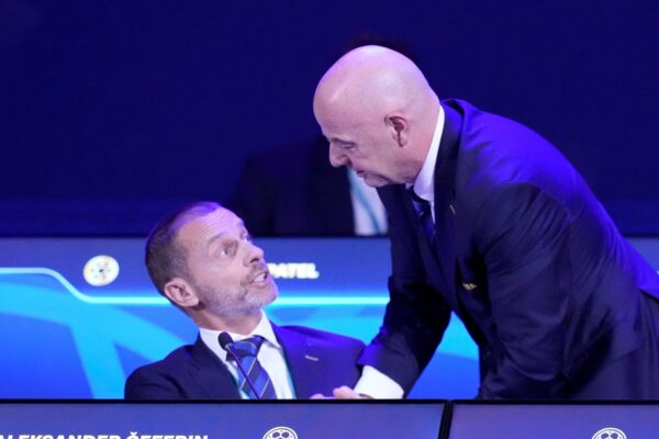 Infantino retiró su proyecto de privatizar las competencias mundiales