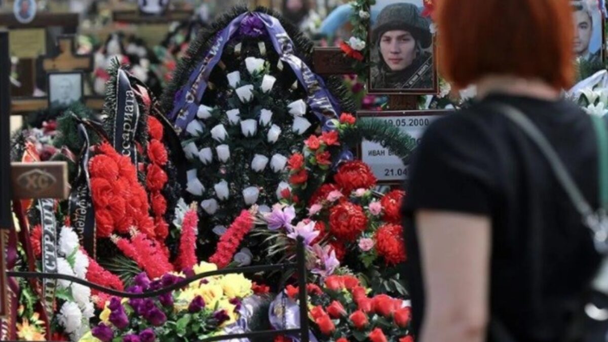Rusia descubre red de «viudas negras» que aprovechan muertes militares para cobrar compensaciones.