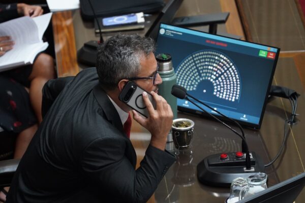 Diputados: el oficialismo evita confrontar con aliados y pone en segundo plano la reforma de la Ley de Tierras