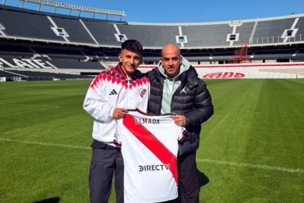 Thiago Almada, el hijo de un sueño de la historia de River