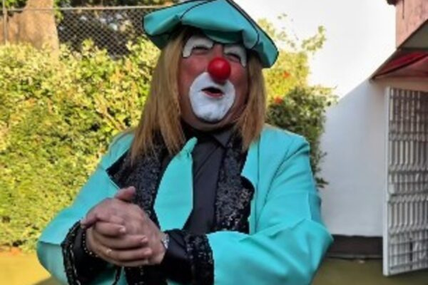 Payaso se convirtió en héroe durante sismo que dejó 31 fallecidos en Colombia