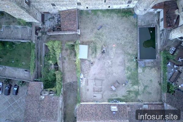 Descubren restos del punto de reunión entre Reyes Católicos y Colón en monasterio de Extremadura