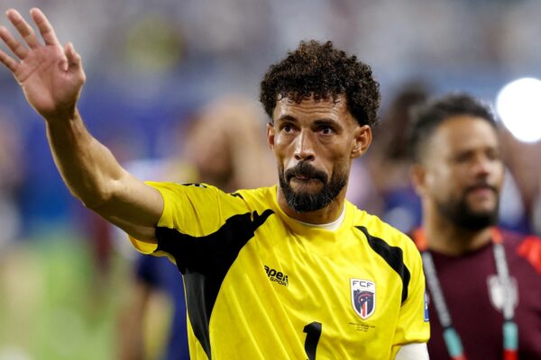 Vozinha, el arquero de Cabo Verde, viaja a Chile para defender los colores de Colo Colo