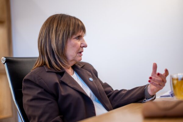 Patricia Bullrich criticó la decisión de Brasil de reducir relaciones con Argentina
