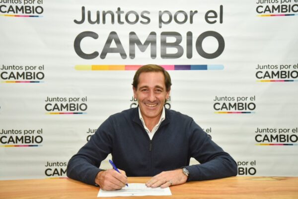 Ex intendente de La Plata fue imputado por corrupción en caso de loteos ilegales
