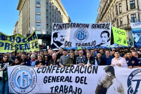 CGT planea marcha al Ministerio de Economía por crisis deuda familiar