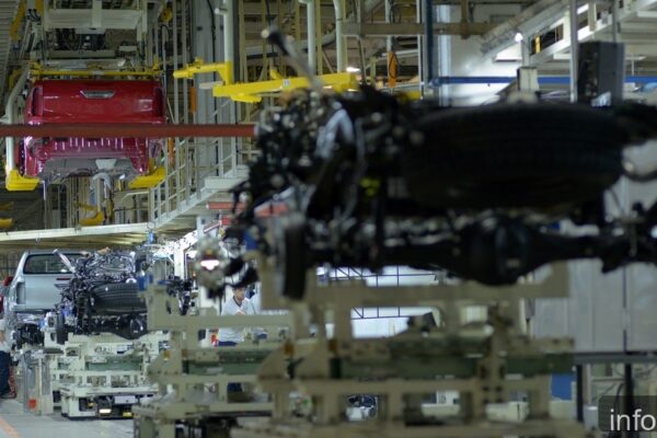 Producción automotriz cayó 16% en julio y acumula retroceso del 18% anual