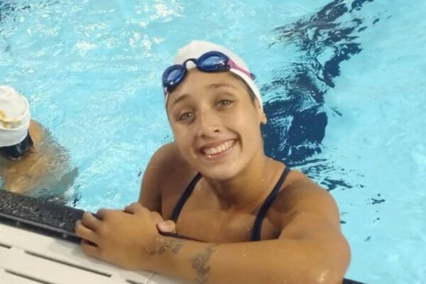 Agostina Hein brilló en el Pan Pacific y se clasificó a la final del 400 metros medley