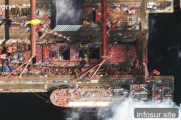 China construye su mayor portaaviones: el Type 004, un símbolo de poder naval