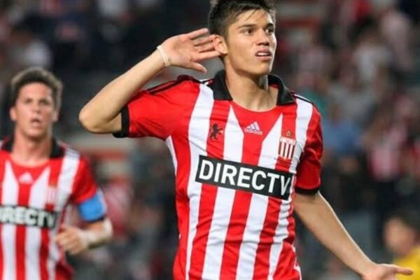 Joaquín Correa vuelve a Estudiantes tras década en Europa
