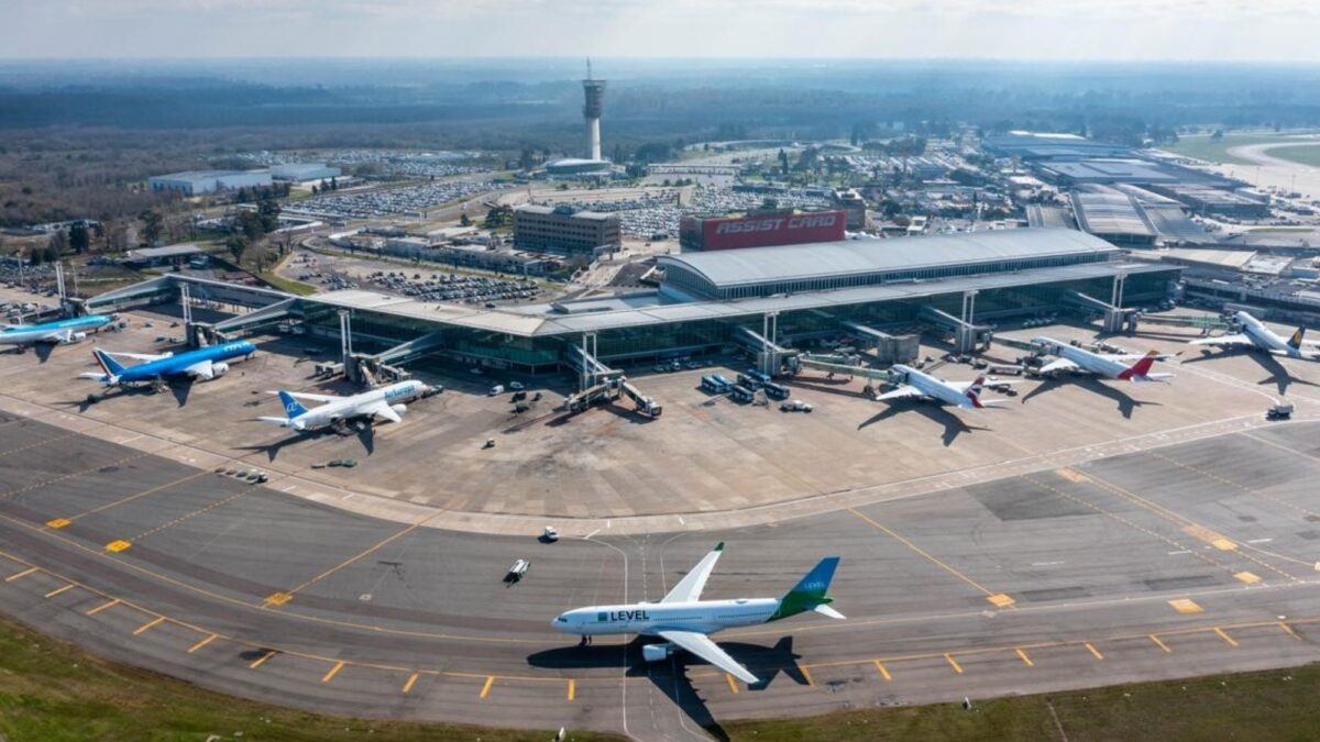 Se dilata una negociación por la concesión de aeropuertos y peligran obras por más de US$ 600 millones