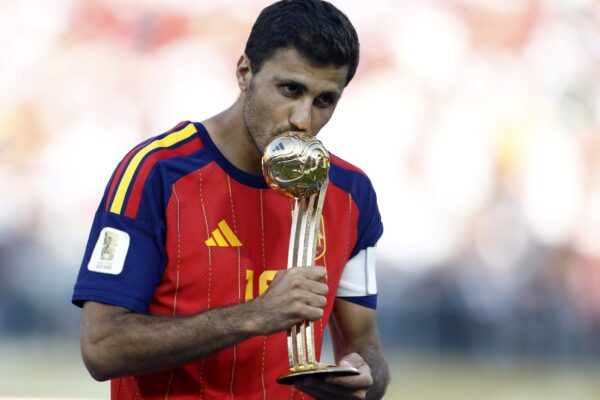 Rodri se une a Barcelona tras fractura con Real Madrid