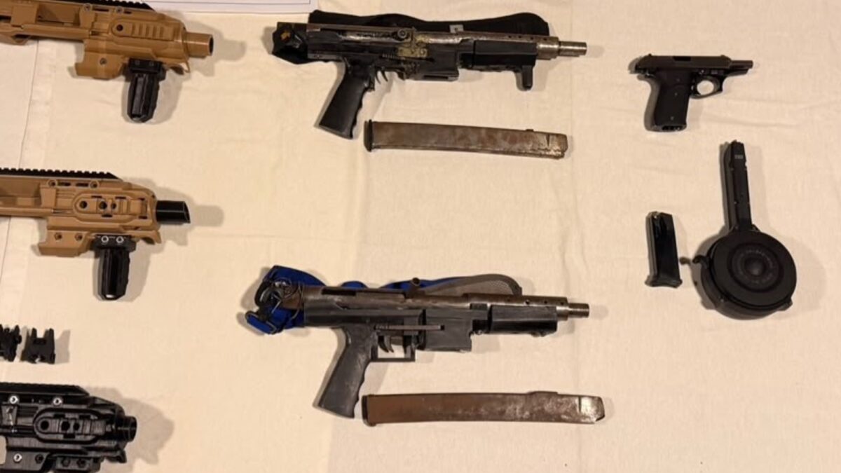Tiroteo entre bandas y detención de tres jóvenes en San Martín