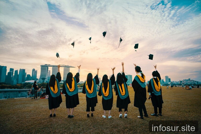 Tecnológicas chinas reclutan investigadores de IA antes de su graduación