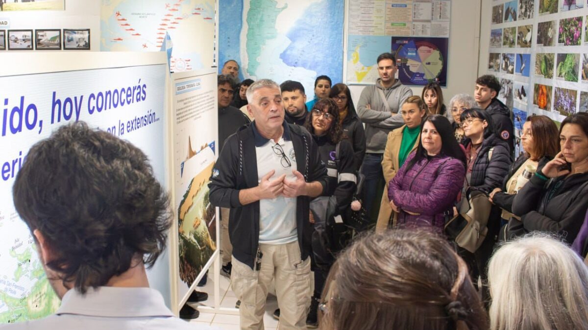Quilmes: agentes municipales se capacitan con excombatientes en la causa Malvinas