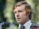 Robert Redford rechazó nuevas versiones de ‘El candidato’, un clásico de los 70 que resurge hoy.