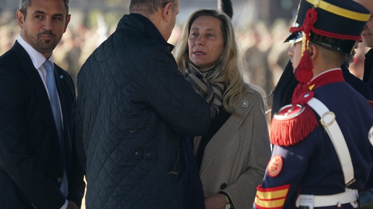 La orden de Karina tras las críticas a Sturzenegger: «Todos los proyectos tienen que pasar por Santilli»