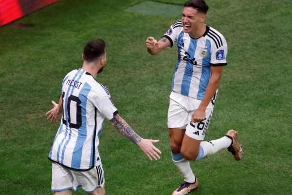 Roma se pone al frente por Nahuel Molina tras salida de Atlético