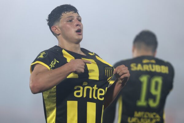 River lo descartó y el pibe Jaime brilla en Peñarol de Montevideo: "¿Nos dieron a Messi?"