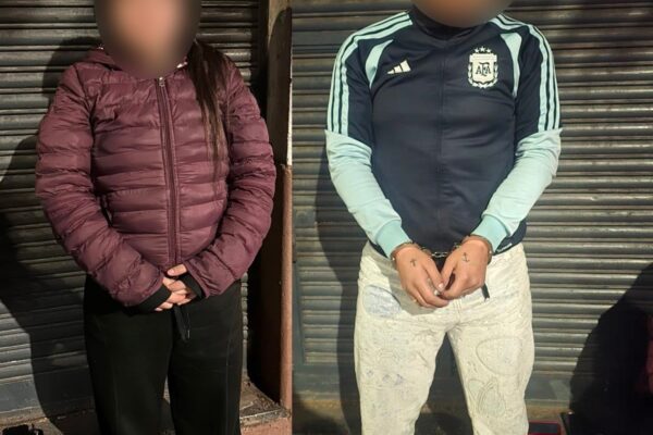 Hombre detenido con cocaína marcada con delfín y antecedentes por actuar como trapito