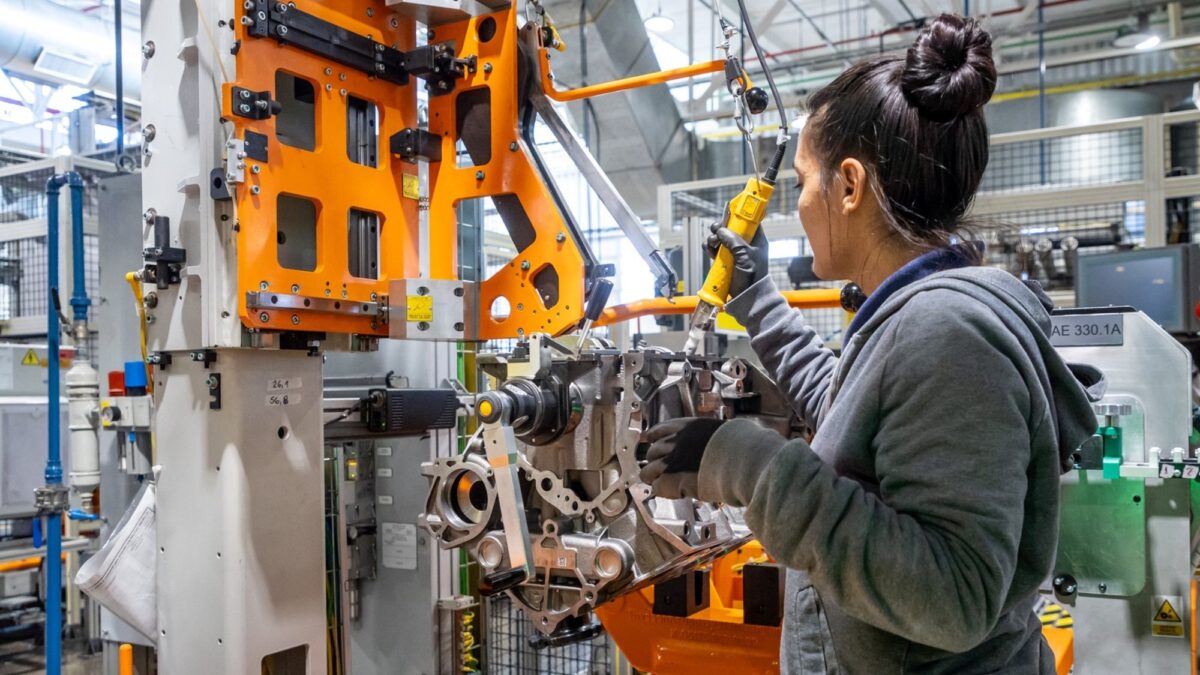 Menor producción automotriz reduce déficit de autopartes, pero Brasil pierde terreno a Asia