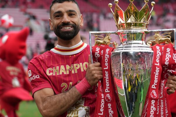Salah se une a Trabzonspor tras dejar Liverpool
