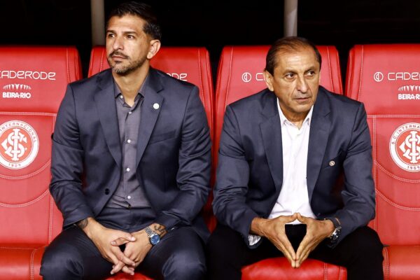 Ramón Díaz podría volver como entrenador de River Plate tras la salida de Marcelo Bielsa