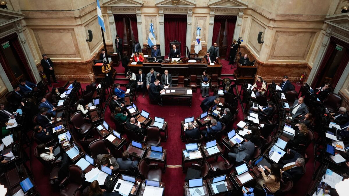 Senado aprobó ley de inviolabilidad de la propiedad tras retirar capítulo controvertido
