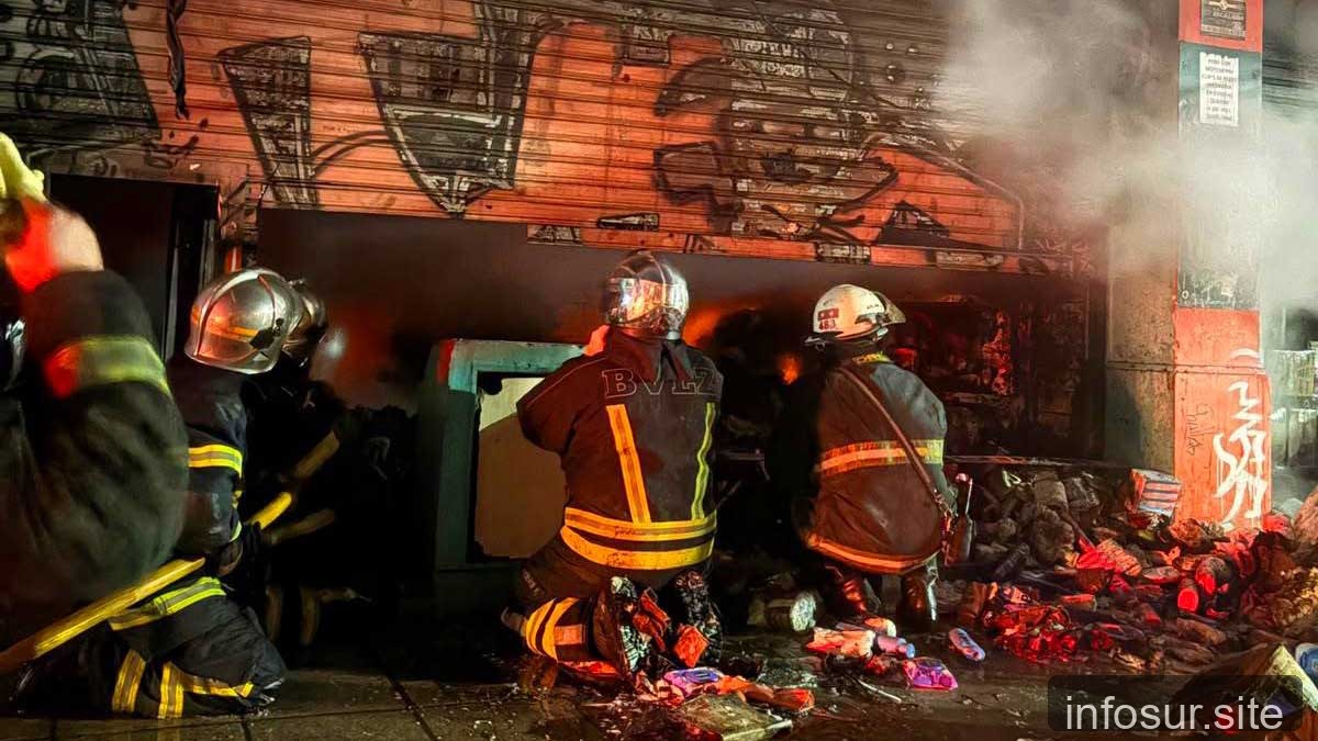 Incendio en un comercio de San José: bomberos controlaron las llamas en 10 horas