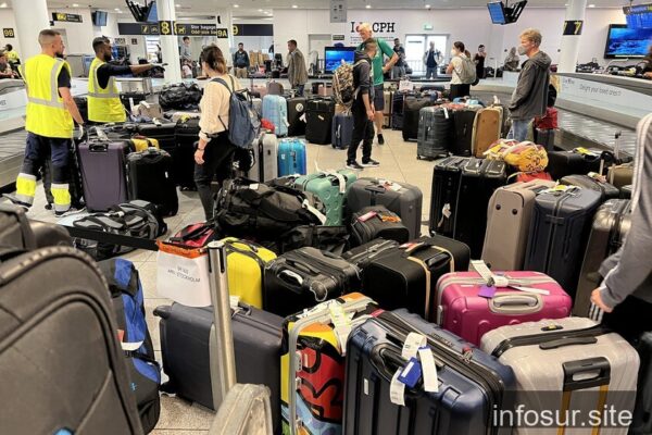 Cintas en maletas: ¿ayuda o problema en los aeropuertos?
