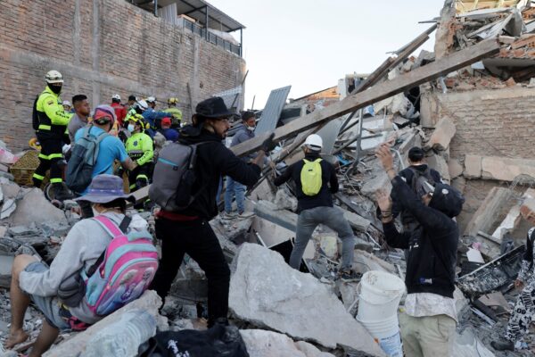 Sismo de 7.4 grados destruye ciudades en Colombia: al menos 169 muertos y estado de emergencia