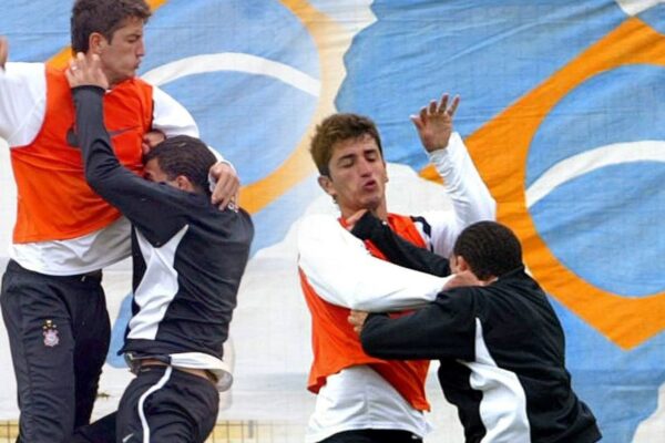 Jo recordó la pelea de Tevez en Corinthians: “Perdió los estribos”