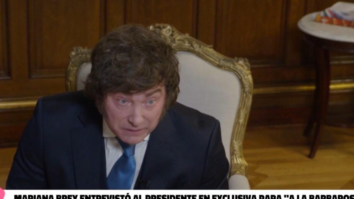 Milei ajusta su estrategia de comunicación: menos redes, más entrevistas y un enfoque conservador