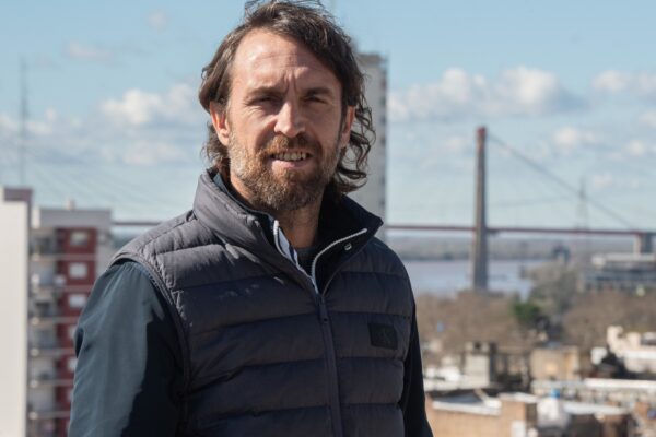 Ex capitán de River se postula como intendente libertario en Zárate