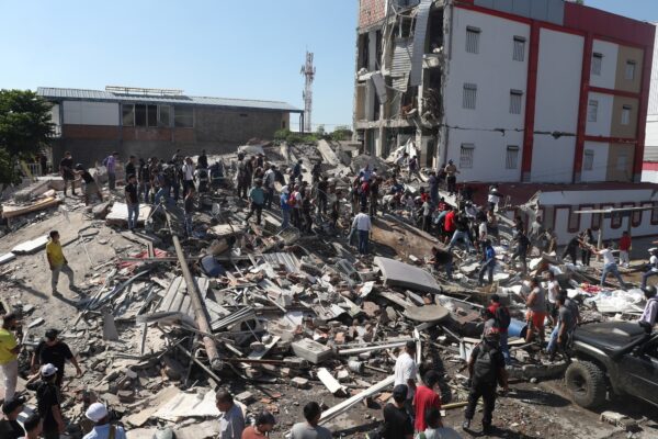 Terremoto de 7.4 grados sacude Colombia: al menos 47 muertos y daños extensos