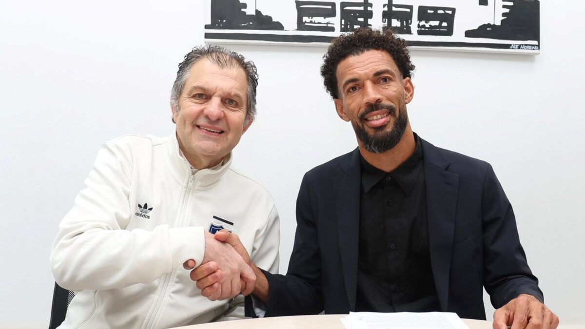 Vozinha, arquero de Cabo Verde, se une a Colo Colo tras superar exámenes médicos
