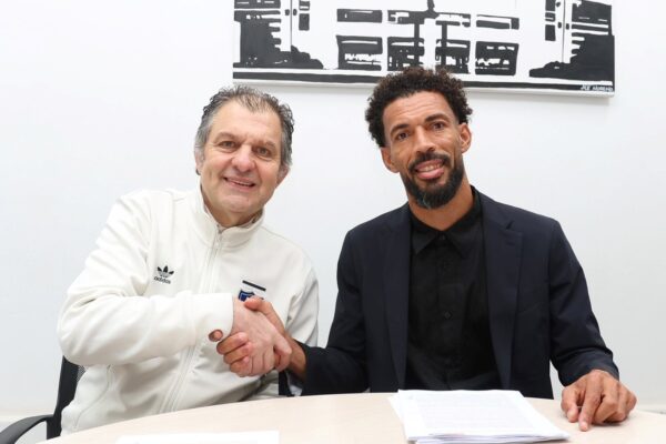 Vozinha, arquero de Cabo Verde, se une a Colo Colo tras superar exámenes médicos