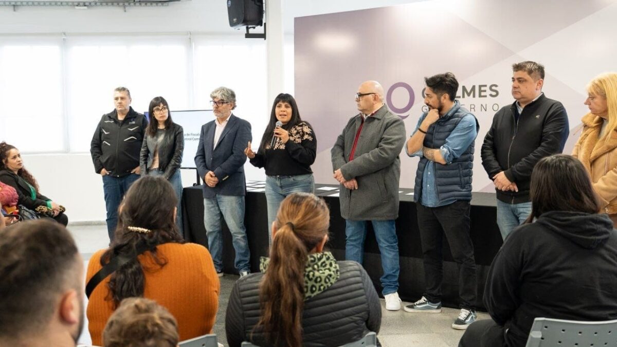 Municipio de Quilmes entregó certificados a comerciantes en San Francisco Solano