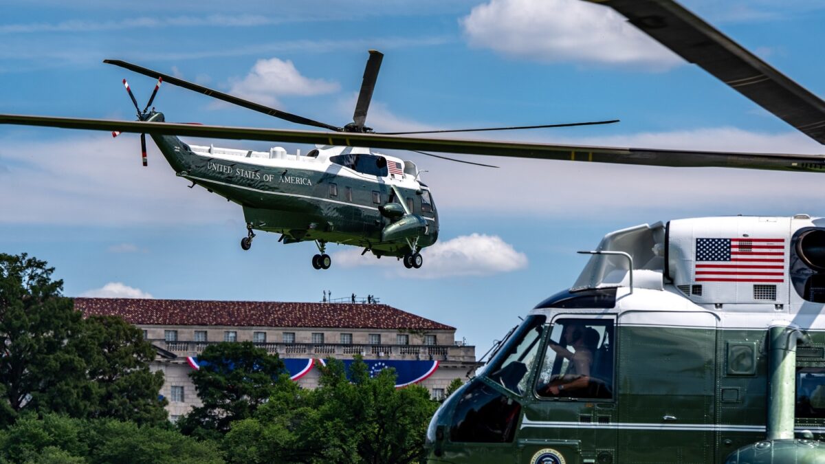 Investigan incidente entre avión comercial y helicóptero de Trump en el cielo de Washington