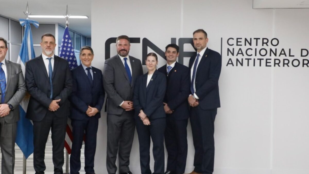 FBI destaca cooperación con Argentina en combate contra el terrorismo