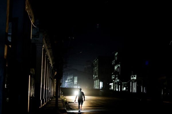 Cuba sufrió un apagón nacional y volvió a quedar a oscuras