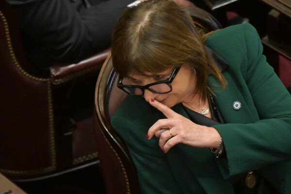 Bullrich atacó al kirchnerismo en debate sobre propiedad privada: "Regalaron tierras a amigos"