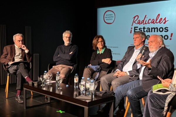 Un sector de la UCR acelera la construcción de una alternativa política para 2027
