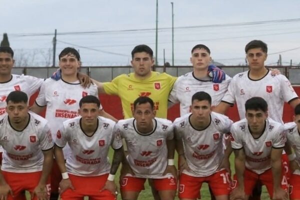 Cambaceres y JJ Urquiza empataron 0-0 en un partido sin ritmo ni claridad