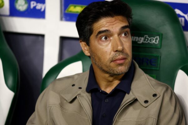 El picante cruce entre Felipe Melo y Abel Ferreira: "La gloria no empezó cuando llegaste"