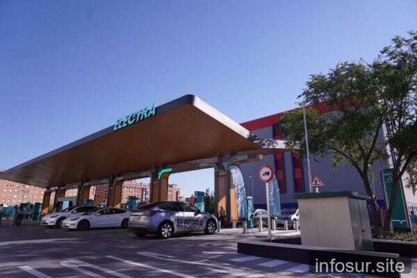 Electra inaugura estación de carga de 600 kW en Madrid: Avance en movilidad sostenible