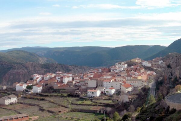 Alcalde de Santa Cruz de Moya busca trabajadores en Cuenca: necesitan fontaneros, albañiles y más