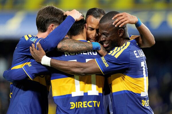 Romero se rompió el cuello y ahora pugna por un lugar en la seguidilla de Boca